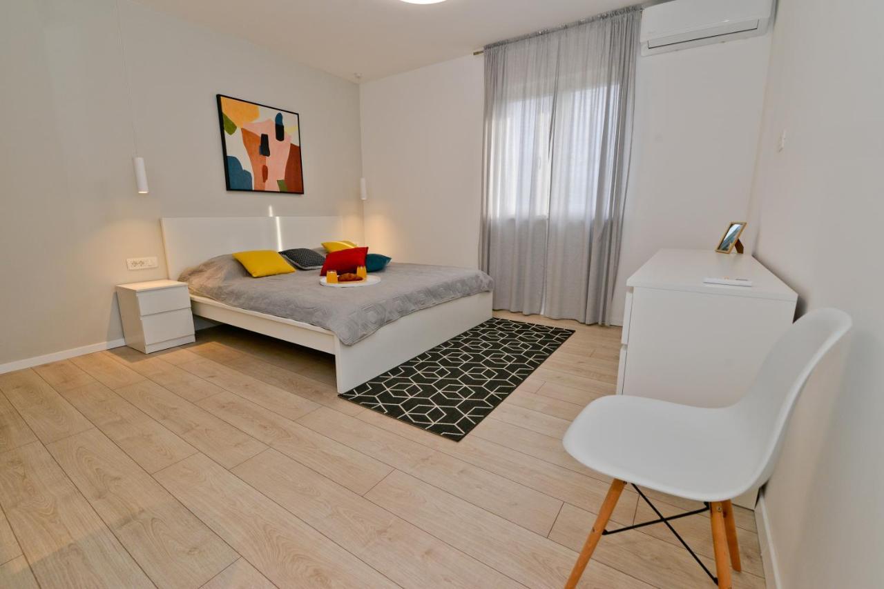 Apartments Lemon ザダル エクステリア 写真