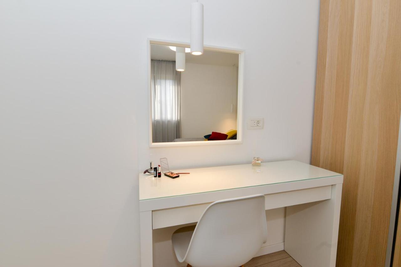 Apartments Lemon ザダル エクステリア 写真