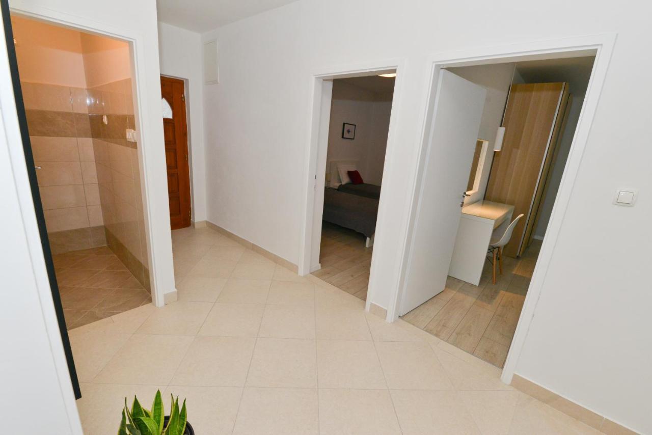 Apartments Lemon ザダル エクステリア 写真