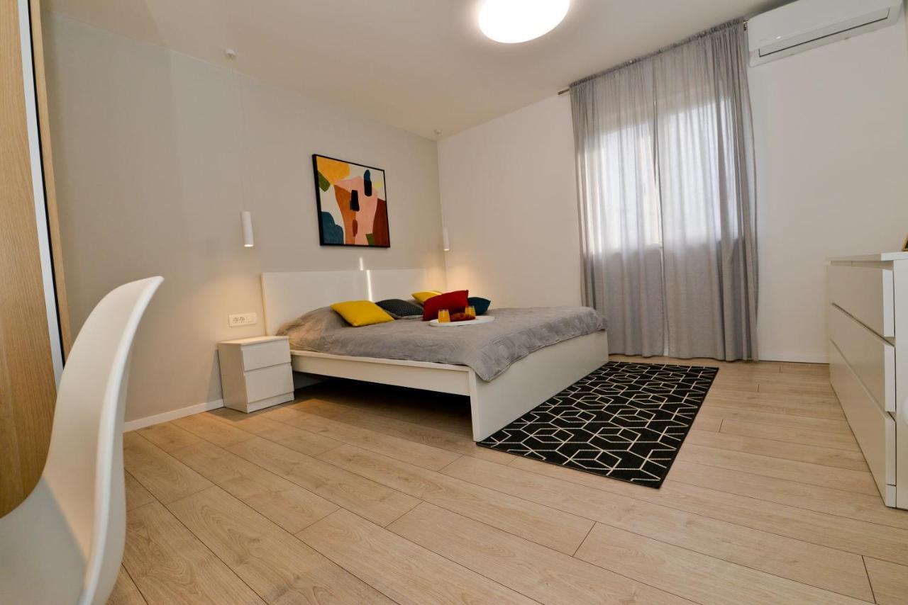 Apartments Lemon ザダル エクステリア 写真