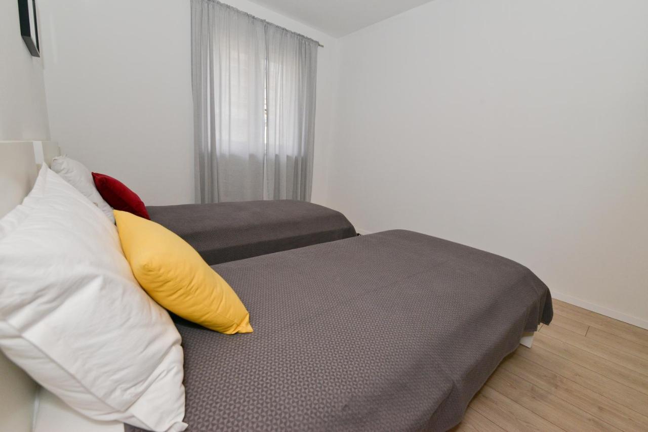 Apartments Lemon ザダル エクステリア 写真